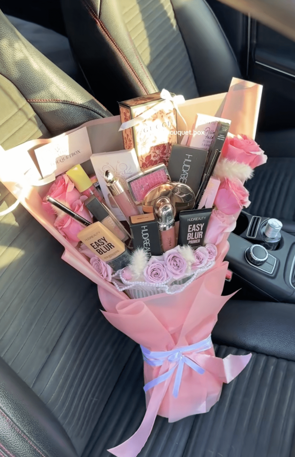 Beauty Rose Makeup Bouquet - parfumdelea